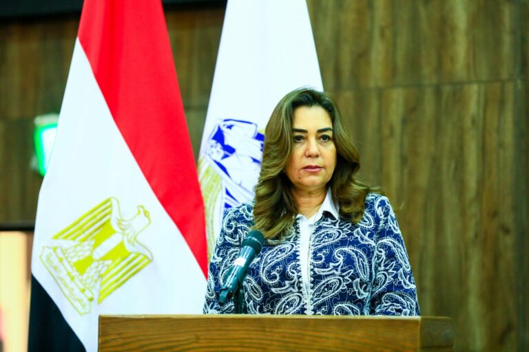 وزيرة التنمية المحلية
