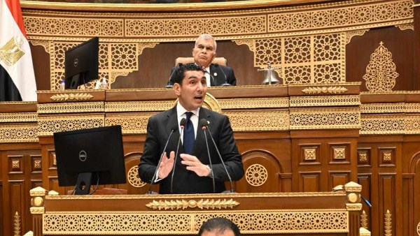 وزير الرياضة بالجلسة العامة