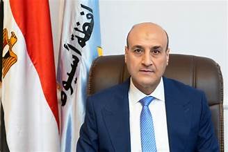 محافظ أسيوط