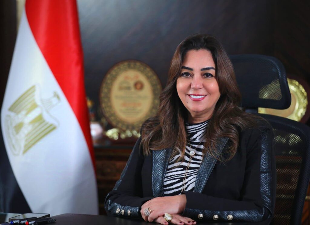 الدكتورة منال عوض وزيرة التنمية المحلية والبيئة