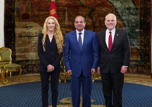 من جانب الاجتماع