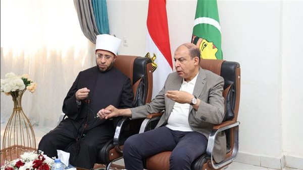 محافظ المنيا يبحث مع وزير الأوقاف