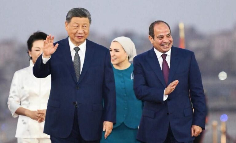 الرئيس عبدالفتاح السيسي ونظيره الصيني شي جين بينج