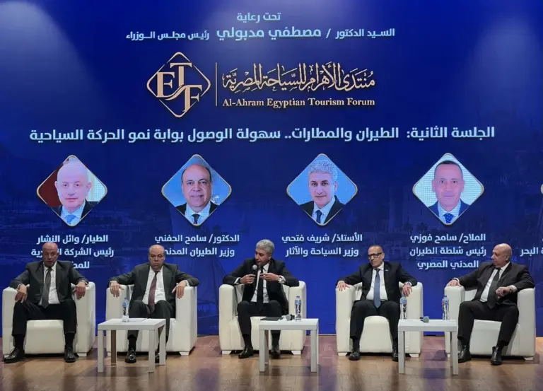 وزير السياحة: كل مليون سائح يدعم نحو 220 ألف فرصة عمل في مصر
