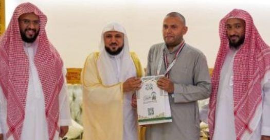 مصطفى الأقرع يكتب: «حتى لا تنهار جسور المحبة»